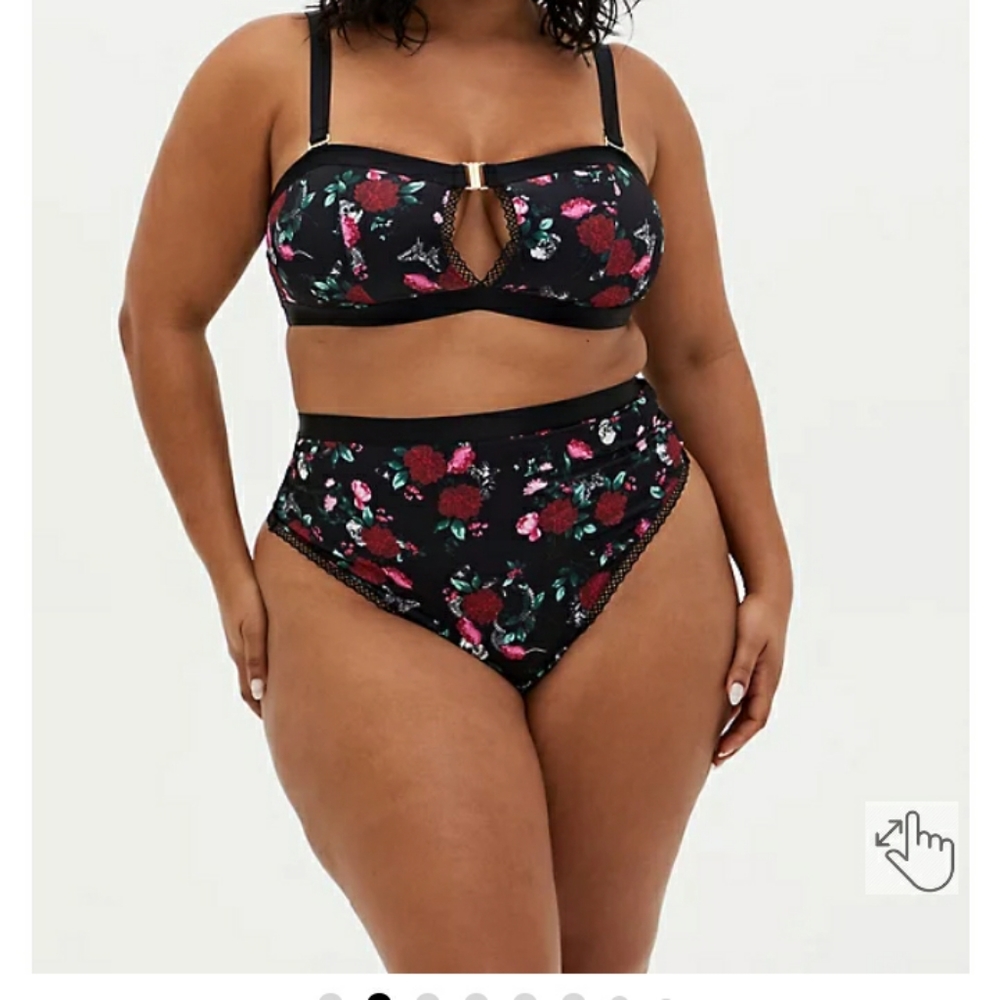 Bra and panty set